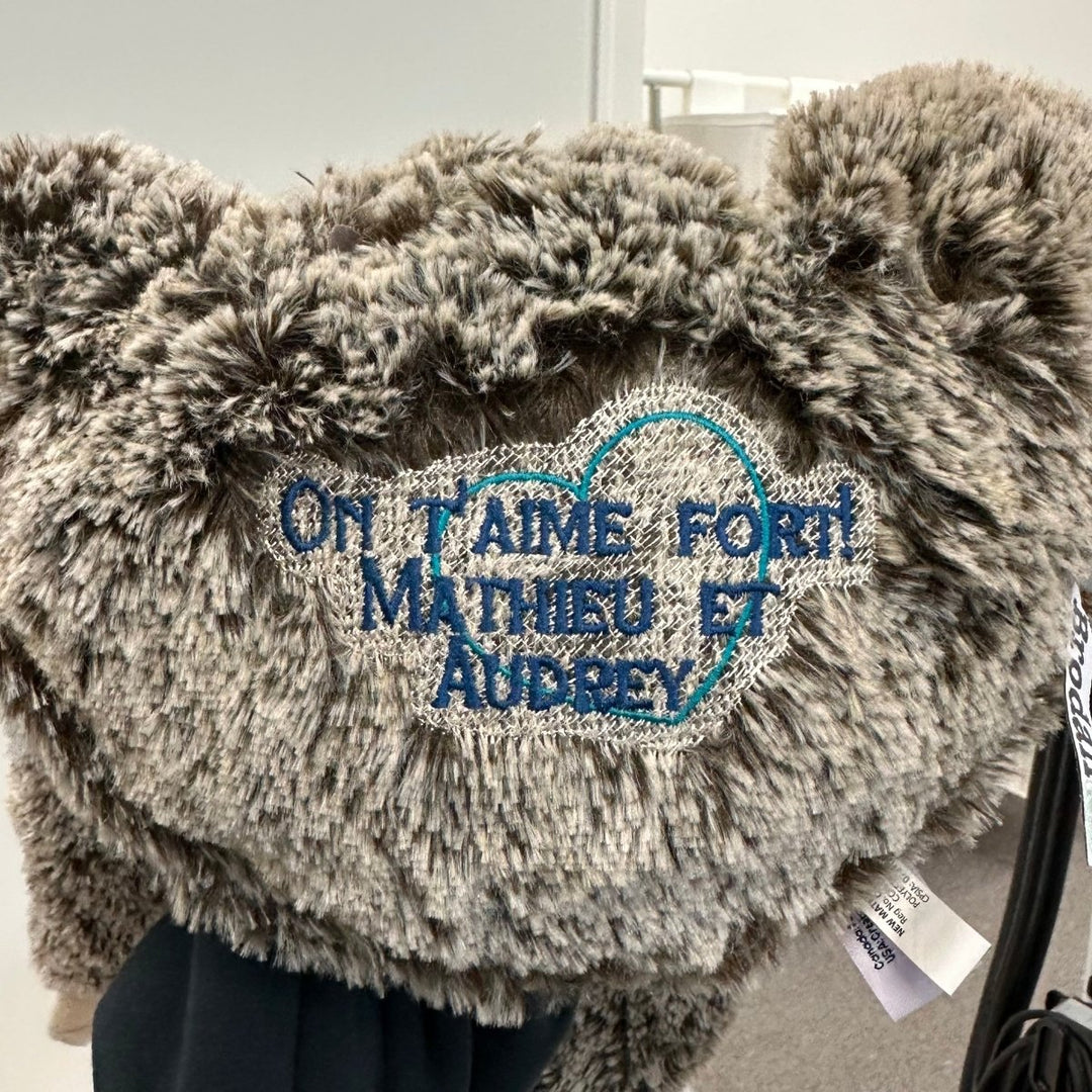 Message under plush - 